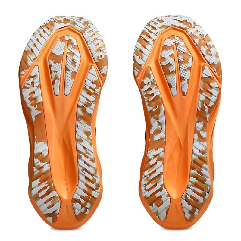 Jual Sepatu Lari Asics Novablast 5 Lite-Show Orange Pop Original 1011C119.400 - hoopspoint.com