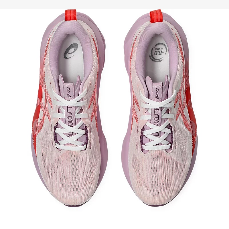 Jual Sepatu Lari Wanita Asics Wmns Novablast 5 Wide White Coral Reef Original 1012B766.101 - hoopspoint.com