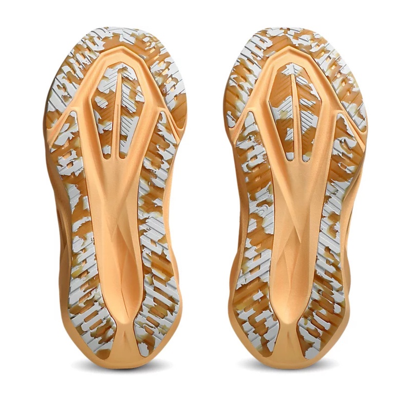 Jual Sepatu Lari Wanita Asics Wmns Novablast 5 Lite-Show Orange Glow Original 1012B910.400 - hoopspoint.com