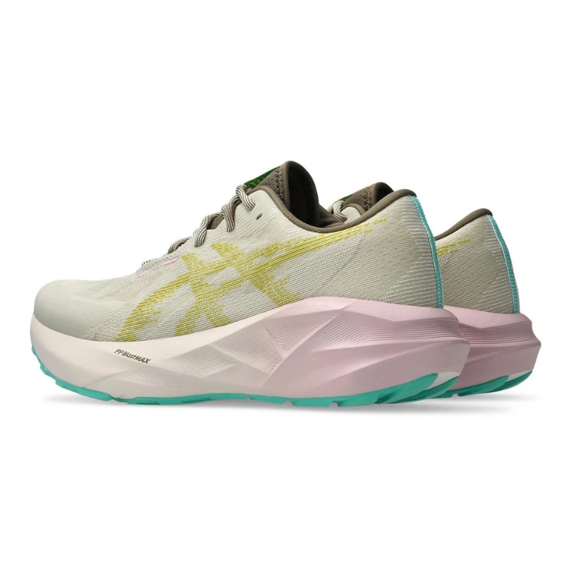 Jual Sepatu Lari Wanita Asics Wmns Novablast 5 Tr Light Dust-Cacti Original 1012B983.020 - hoopspoint.com
