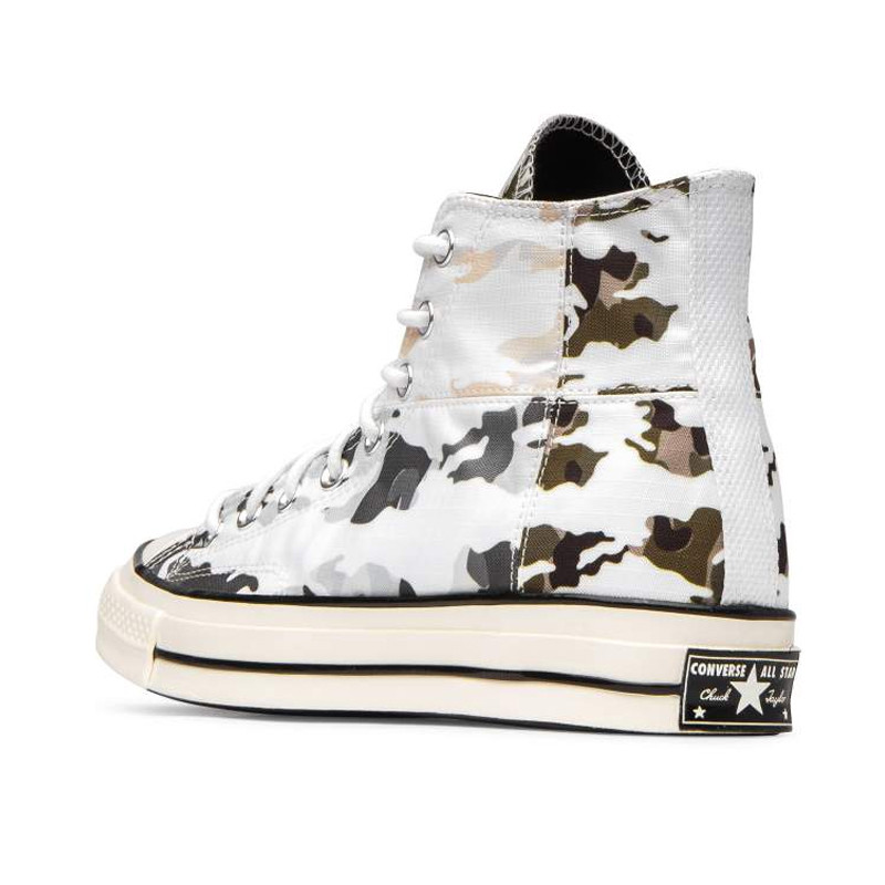 Jual Sepatu Sneakers Converse Chuck 70 High Blocked Camo White Original 165913C - hoopspoint.com