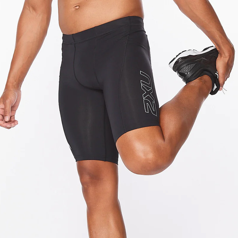 Jual Celana Lari 2Xu Core Compression Shorts Black Silver Original 2Xuma3851Bbs - hoopspoint.com