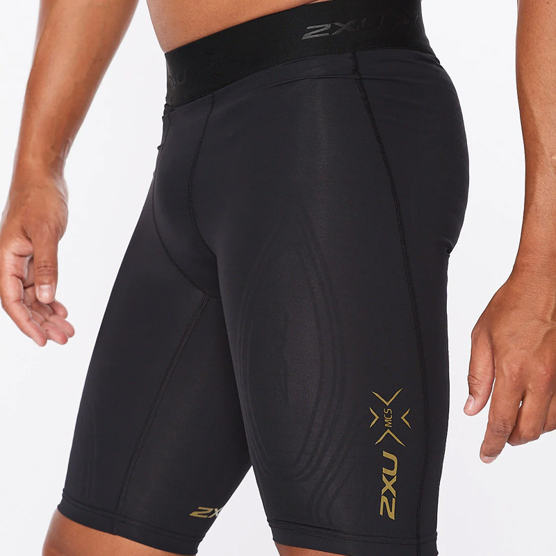 Jual Celana Training 2Xu Mcs X Compression Shorts Black Gold Original 2Xuma5366Bbd - hoopspoint.com