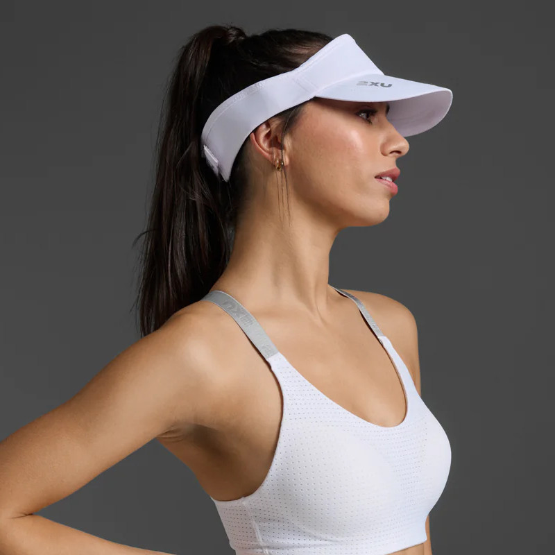 Jual Topi Lari 2Xu Run Visor White Original 2Xuuq5686Fwh - hoopspoint.com