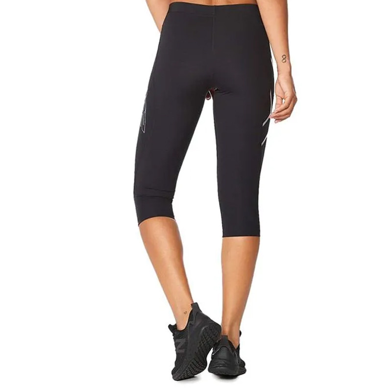 Jual Celana Lari Wanita 2Xu Wmns Core Compression Quarter Tights Black Original 2Xuwa4175Bbs - hoopspoint.com