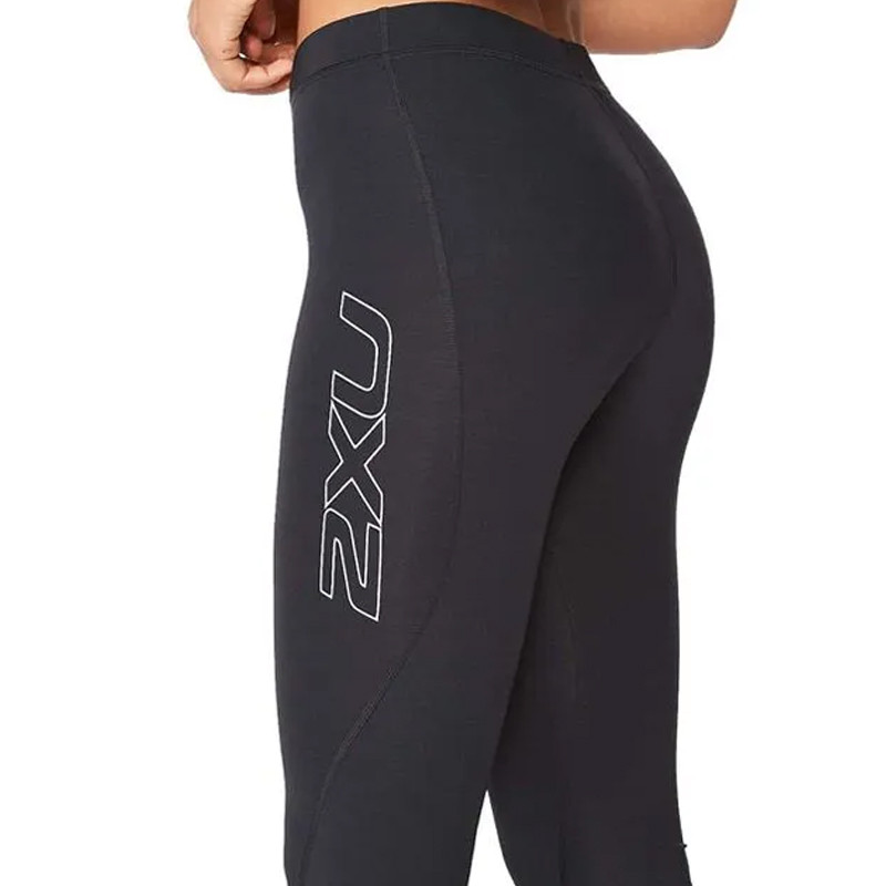 Jual Celana Lari Wanita 2Xu Wmns Core Compression Quarter Tights Black Original 2Xuwa4175Bbs - hoopspoint.com