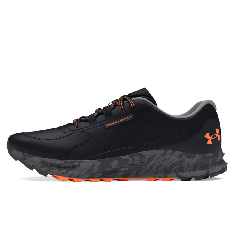 Jual Sepatu Lari Under Armour Charged Versurge Black Original 3028372-001 - hoopspoint.com