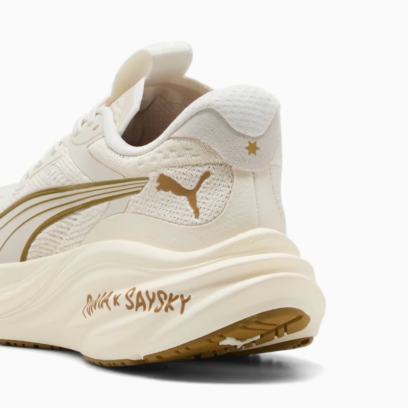 Jual Sepatu Lari Wanita Puma Wmns Magnify 3 X Saysky Warm White - Honey Butte Original 312321-01 - hoopspoint.com