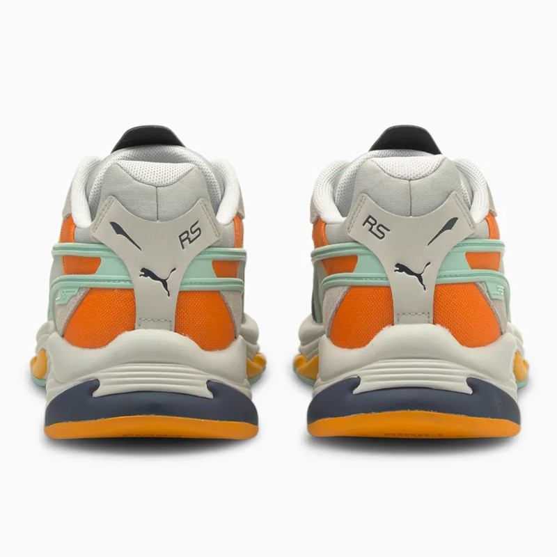 Jual Sepatu Sneakers Puma Rs-Connect Dust Vibrant Orange Original 38208801 - hoopspoint.com