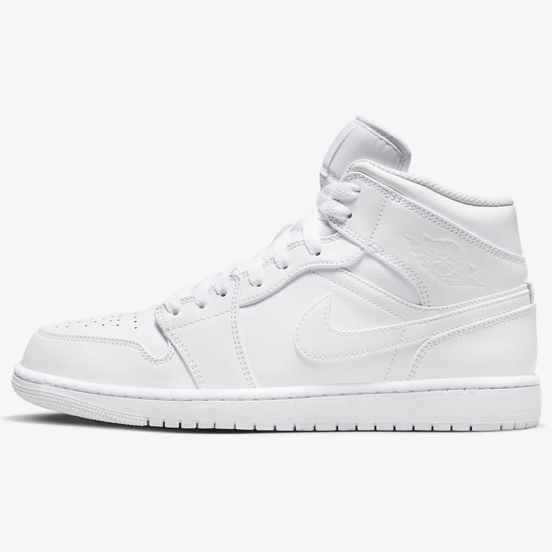 Jual Sepatu Sneakers Air Jordan Aj 1 Mid Triple White Original 554724-136 - hoopspoint.com