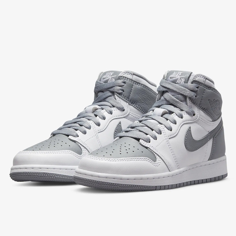 Jual Sepatu Sneakers Anak Air Jordan Aj 1 Retro High Og Gs Stealth Original 575441-037 - hoopspoint.com