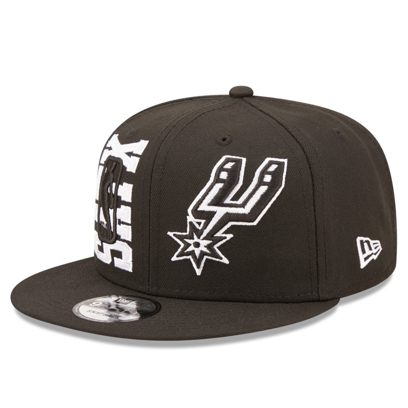 Jual Topi Basket New Era San Antonio Spurs Nba Draft 2022 9Fifty Snapback Cap Black Original 60243229 - hoopspoint.com