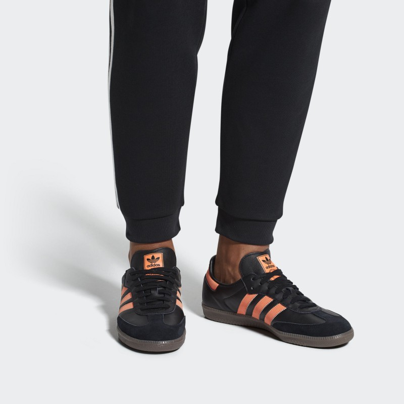 Jual Sepatu Sneakers Adidas Samba Og Black Orange Original B75804 - hoopspoint.com