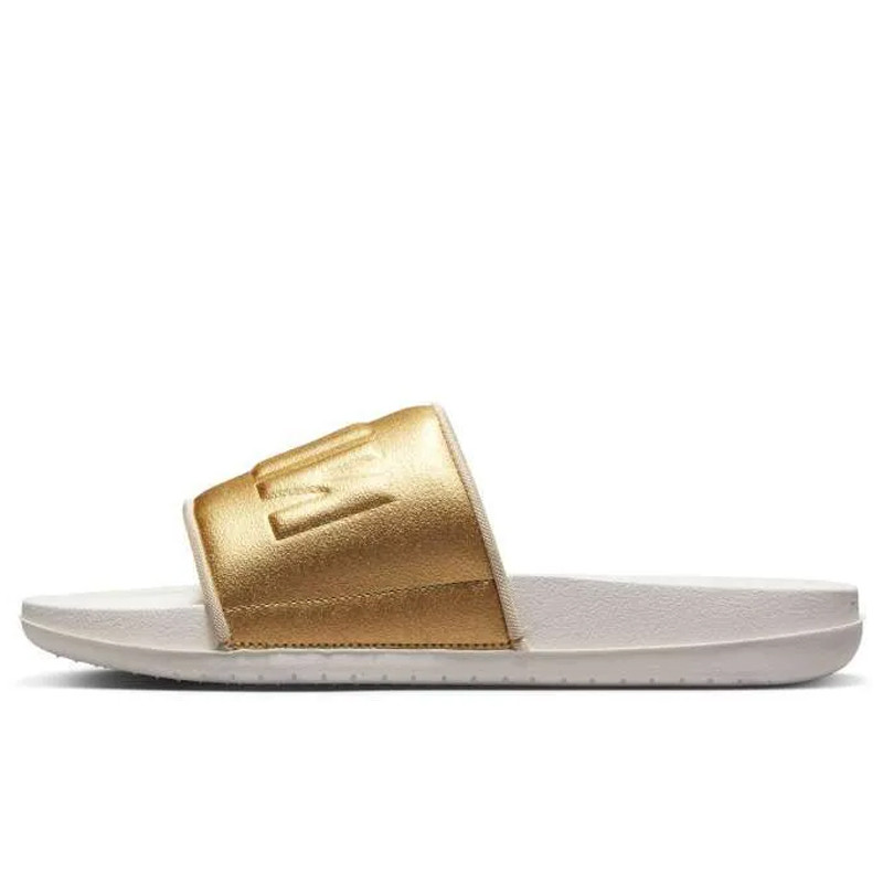 Jual Sandal Sneakers Wanita Nike Wmns Offcourt Slides Gold Original Bq4632-108 - hoopspoint.com