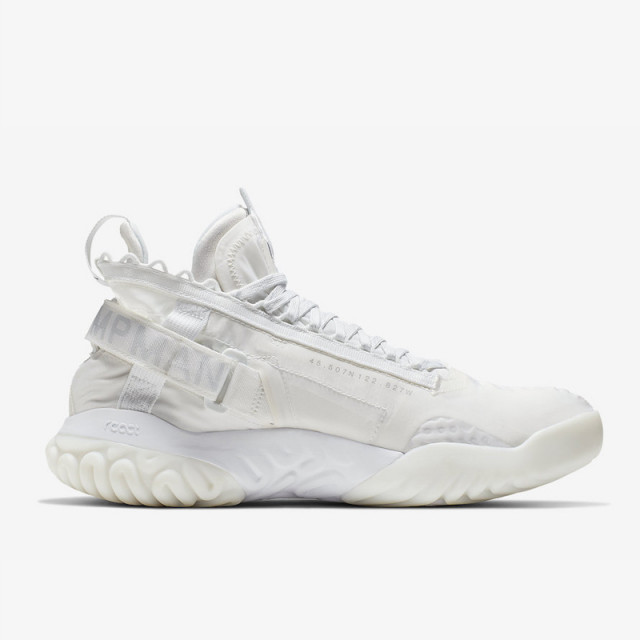 Jual Sepatu Basket Air Jordan Proto React White Original Bv1654-101 - hoopspoint.com
