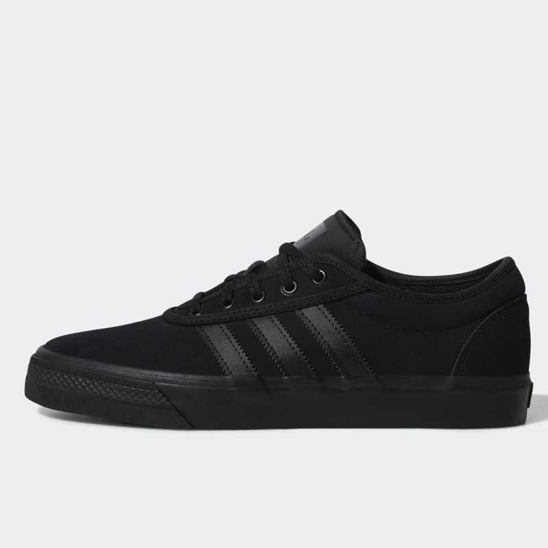 Jual Sepatu Sneakers Adidas Adiease Core Black Original By4027 - hoopspoint.com