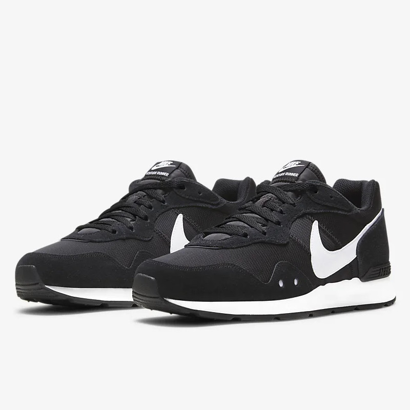 Jual Sepatu Sneakers Nike Venture Runner Black Original Ck2944-002 - hoopspoint.com