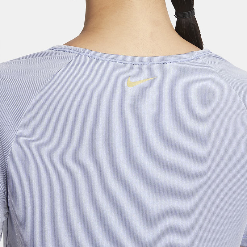 Jual Baju Lari Wanita Nike Wmns Icon Clash Short Sleeve Tee Blue Original Cu3346-482 - hoopspoint.com