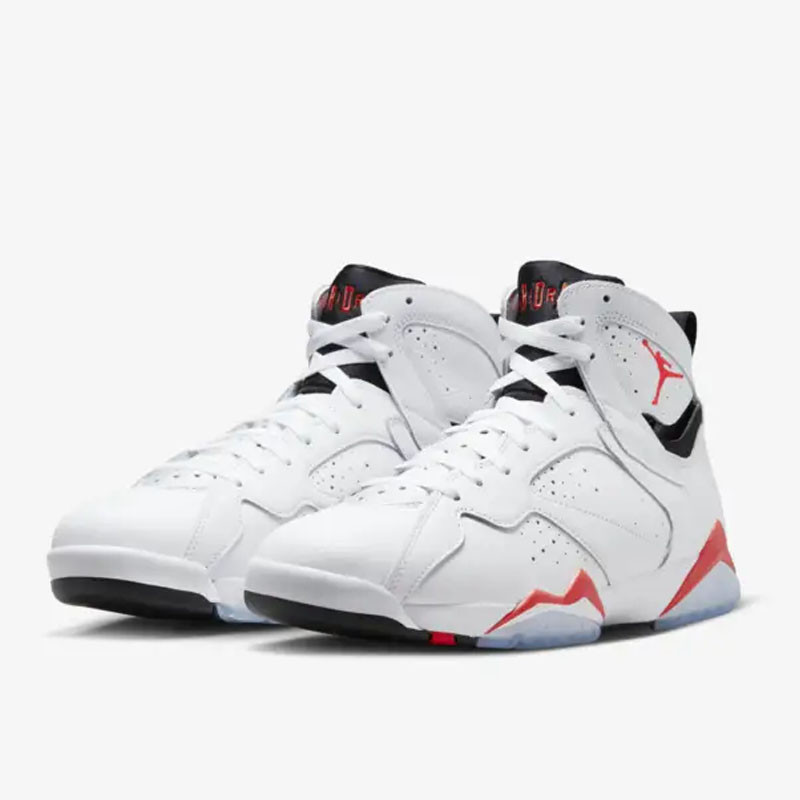 Jual Sepatu Sneakers Air Jordan Aj 7 Retro White Infrared Original Cu9307-160 - hoopspoint.com