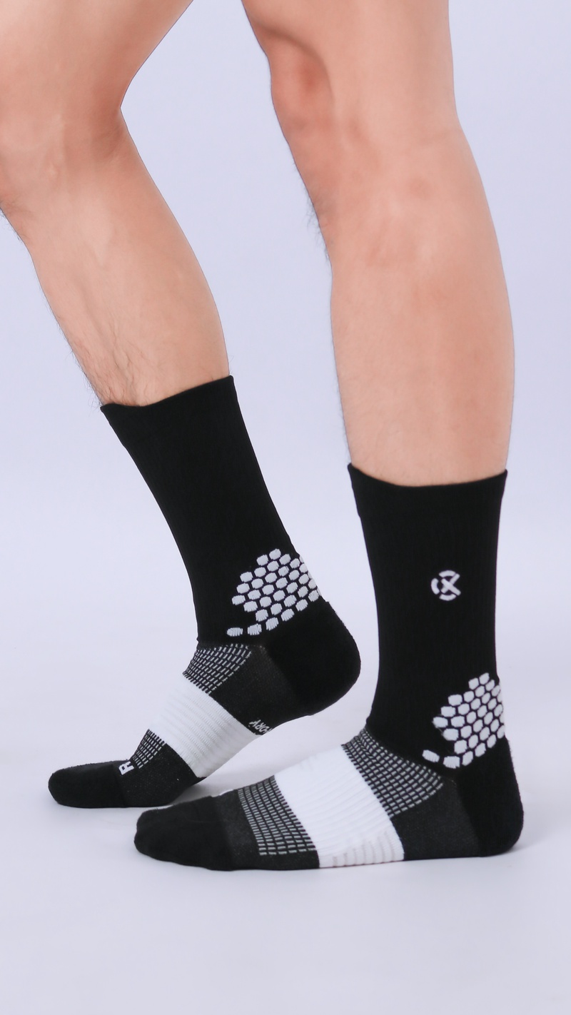 Jual Kaos Kaki Lari Rechampx Pwr-Run Crew Socks 1X Black White Original Cx-R280105-010 - hoopspoint.com