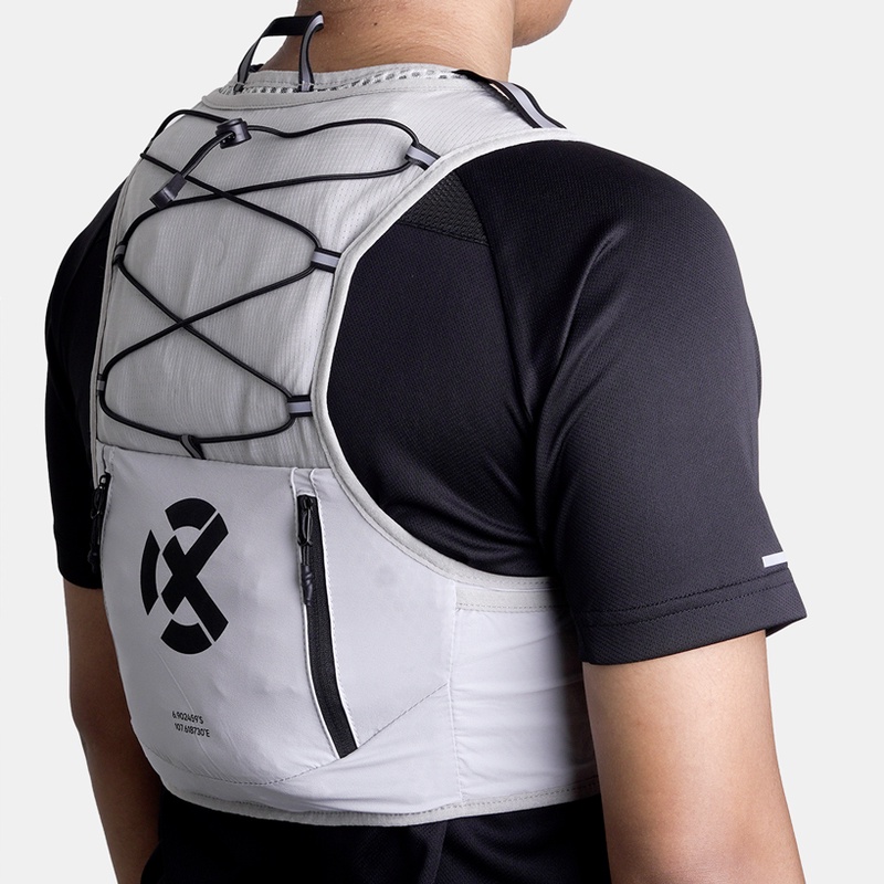 Jual Tas Lari Rechampx Hydration Backpack Vest 4L Light Grey - Black Original Cx-R430108-063 - hoopspoint.com