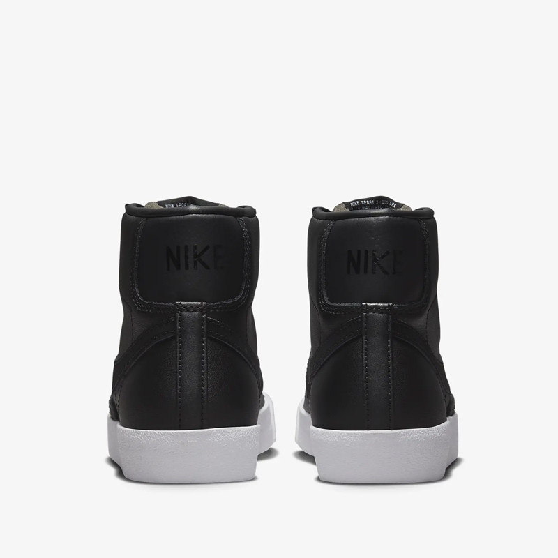 Jual Sepatu Sneakers Wanita Nike Wmns Blazer Mid '77 Black Original Cz1055-003 - hoopspoint.com