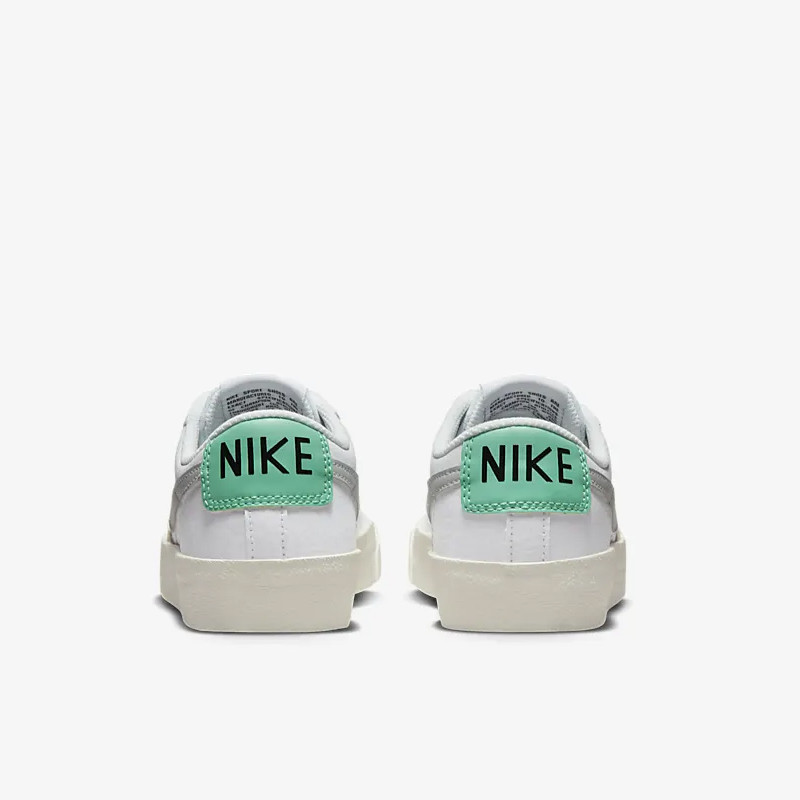 Jual Sepatu Sneakers Anak Nike Blazer Low '77 Gs Light Menta Original Da4074-114 - hoopspoint.com