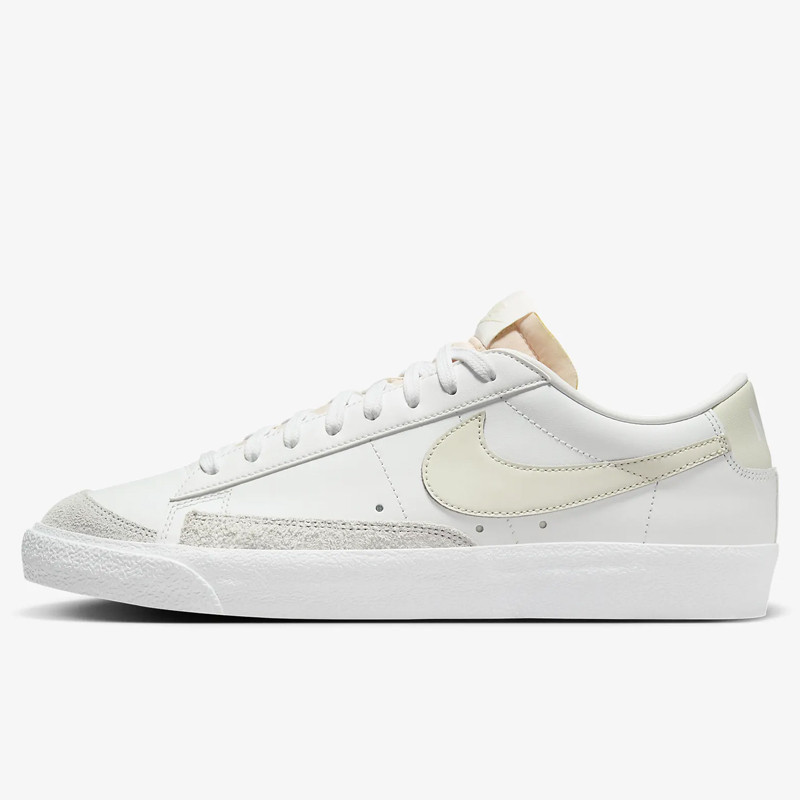 Beli Sepatu Sneakers Nike Blazer Low '77 Vintage Summit White Original Da6364-110