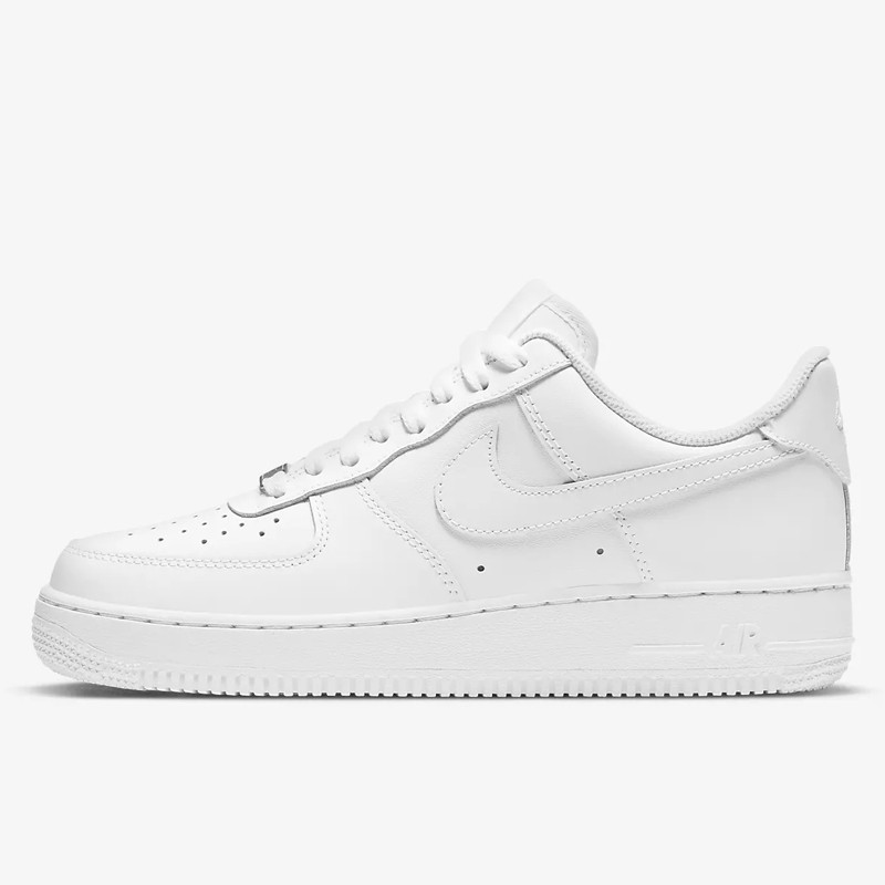 Jual Sepatu Sneakers Wanita Nike Wmns Air Force 1 '07 Triple White Original Dd8959-100 - hoopspoint.com