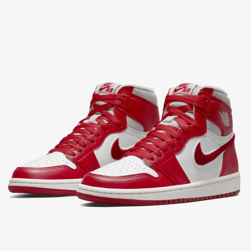 Jual Sepatu Sneakers Wanita Air Jordan Wmns Aj 1 Retro High Og Varsity Red Original Dj4891-061 - hoopspoint.com