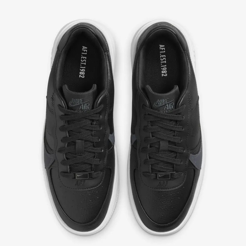 Jual Sepatu Sneakers Wanita Nike Wmns Air Force 1 Plt.af.orm Anthracite Original Dj9946-001 - hoopspoint.com