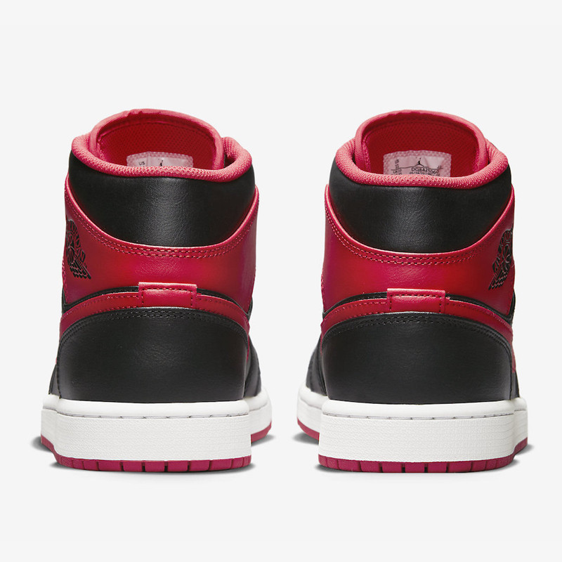 Jual Sepatu Sneakers Air Jordan Aj 1 Mid Alternate Bred Black Red Original Dq8426-060 - hoopspoint.com