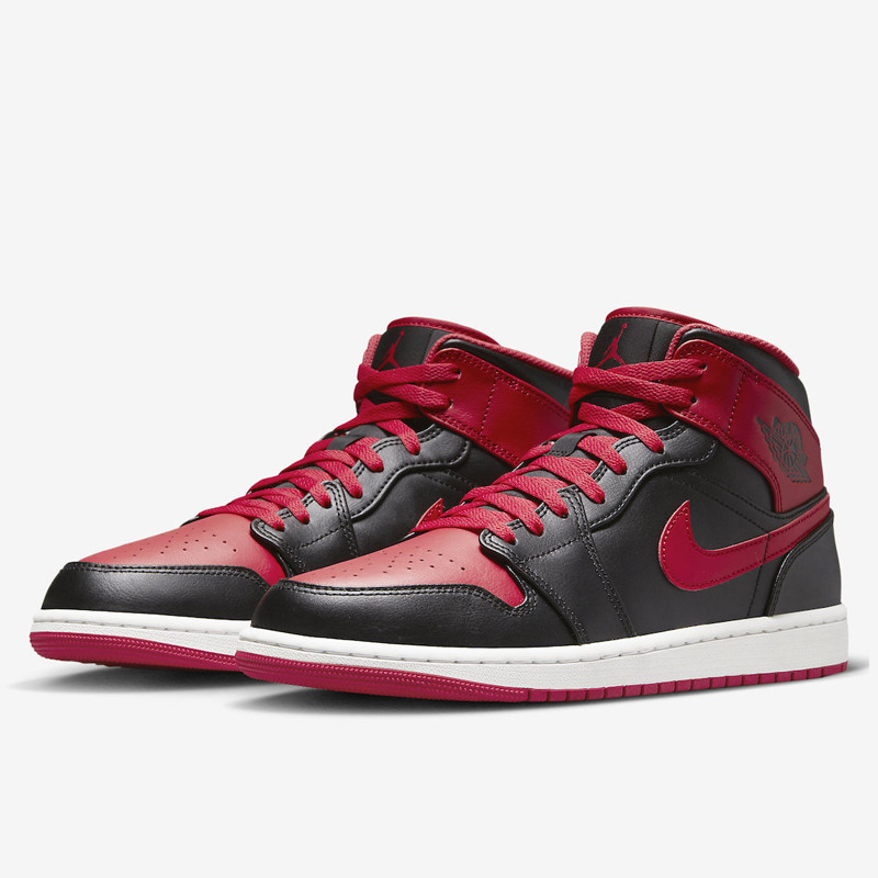 Jual Sepatu Sneakers Air Jordan Aj 1 Mid Alternate Bred Black Red Original Dq8426-060 - hoopspoint.com