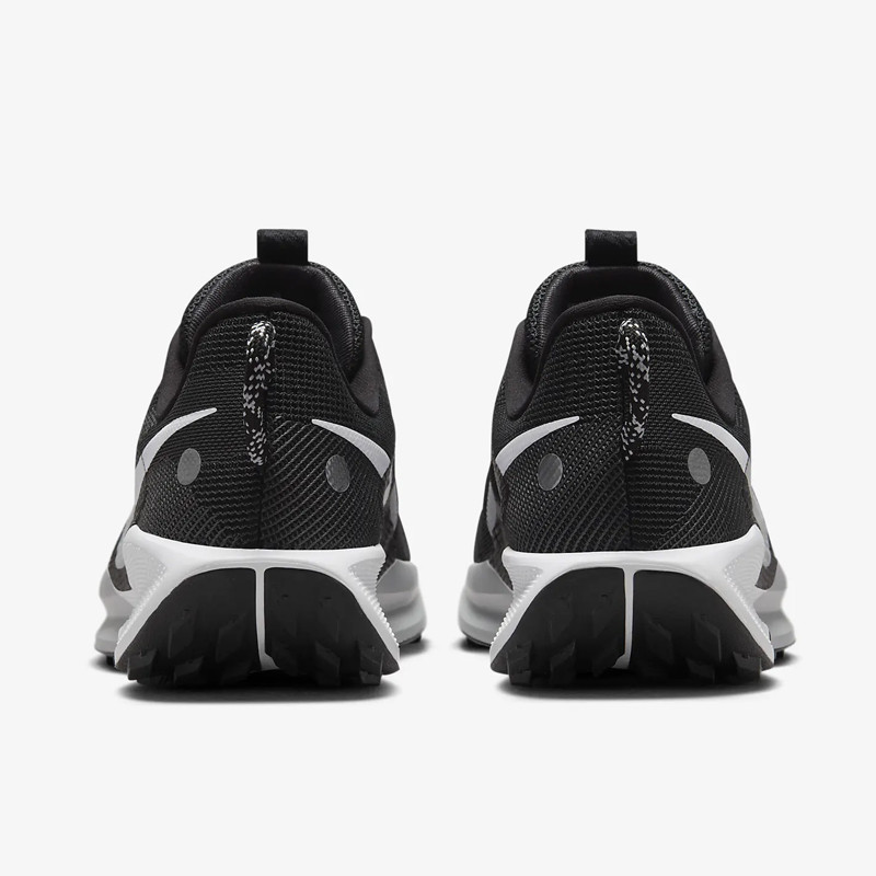 Jual Sepatu Trail Wanita Nike Wmns Reactx Pegasus Trail 5 Black Original Dv3865-001 - hoopspoint.com