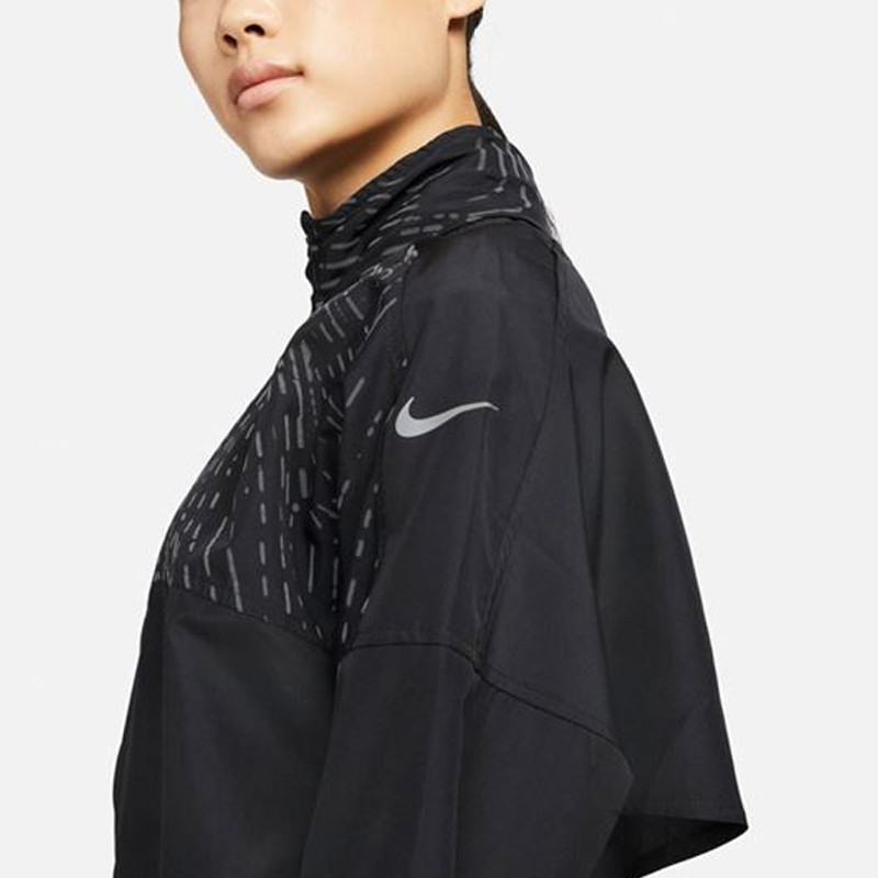 Jual Baju Lari Wanita Nike Wmns Run Division Dri-Fit Reflective Jacket Black Original Dv7242-010 - hoopspoint.com