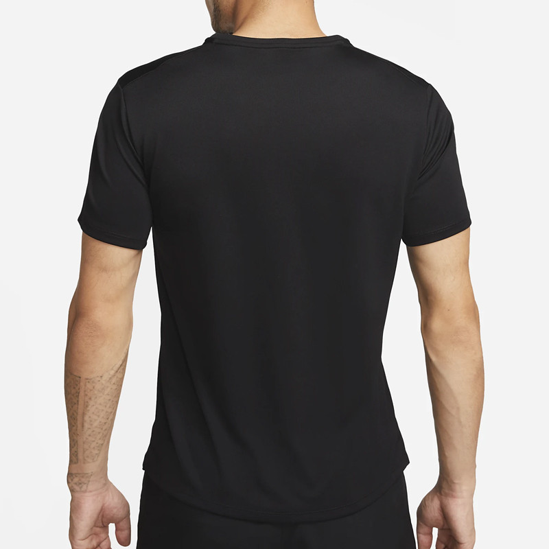 Jual Baju Lari Nike Dri-Fit Uv Miler Tee Black Original Dv9316-010 - hoopspoint.com