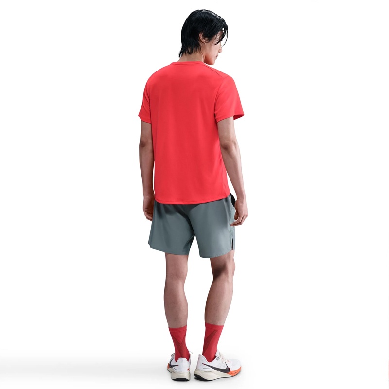 Jual Baju Lari Nike As M Nk Df Uv Miler Ss Bright Crimson Original Dv9316-635 - hoopspoint.com