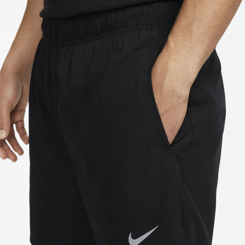 Jual Celana Lari Nike Dri-Fit Challenger Shorts Black Original Dv9364-010 - hoopspoint.com