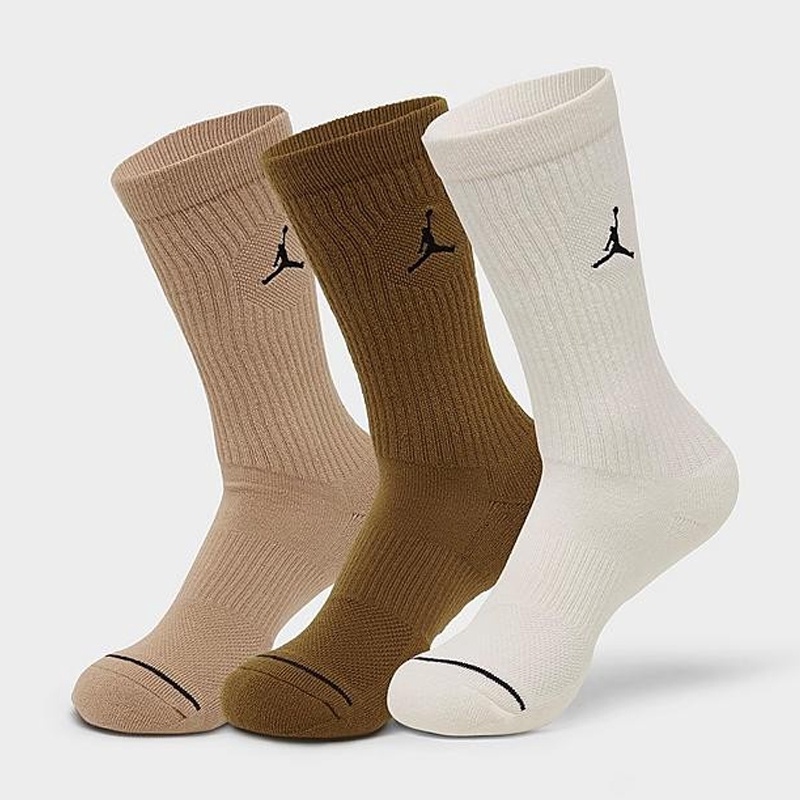 Jual Kaos Kaki Sneakers Nike Everyday Cush Poly Crew 3 Pairs Beige Original Dx9632-909 - hoopspoint.com