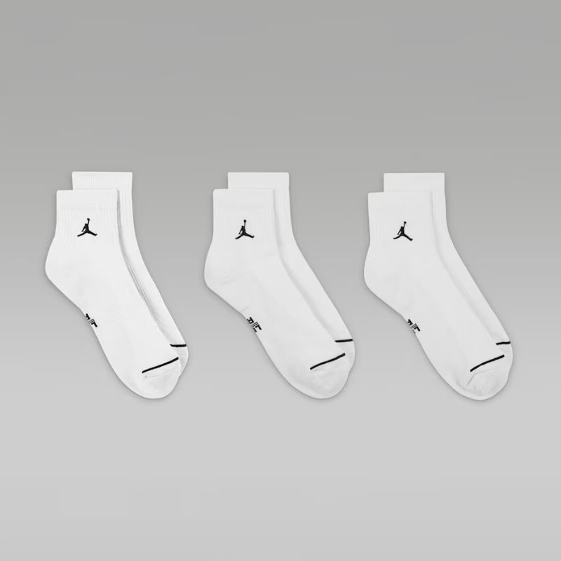 Jual Kaos Kaki Basket Air Jordan Everyday Ankle Socks 3 Pairs White Black Original Dx9655-100 - hoopspoint.com
