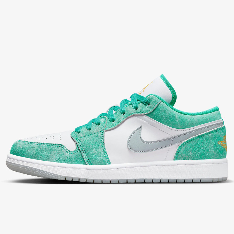 Beli Sepatu Sneakers Air Jordan Aj 1 Low Se New Emerald Original Dn3705-301