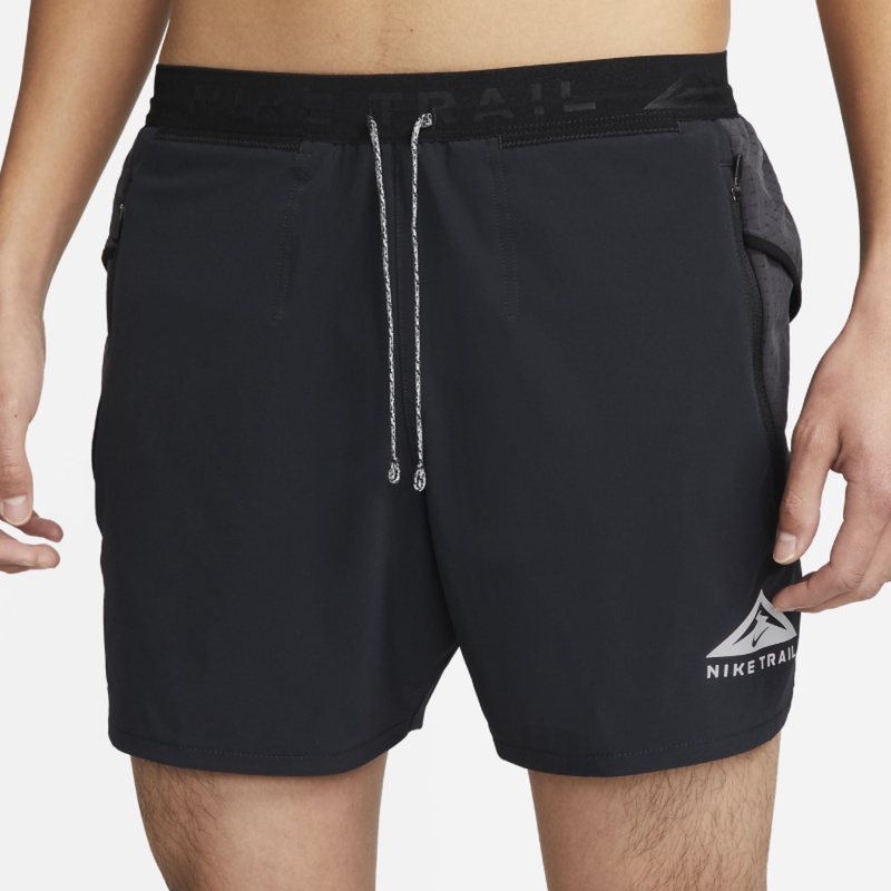 Beli Celana Trail Nike Dri-Fit 5 Inch Brief-Lined Shorts Black Original Dv9312-010