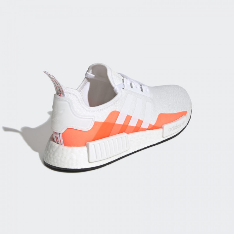 Jual Sepatu Sneakers Adidas Nmd_R1 Cloud White Original Ee5083 - hoopspoint.com