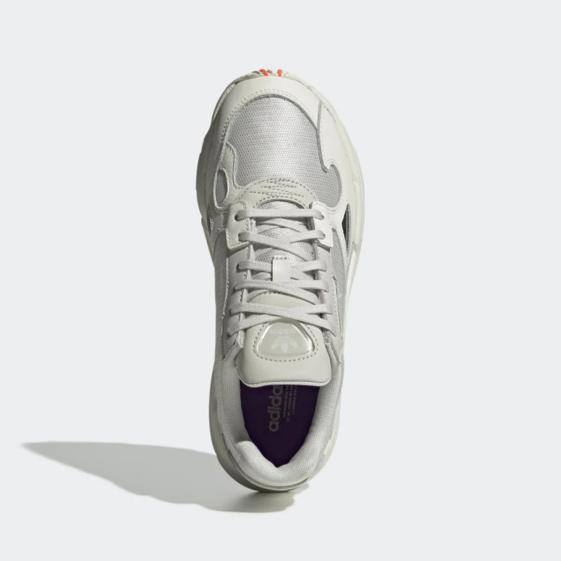 Jual Sepatu Sneakers Wanita Adidas Wmns Falcon Off White Original Ee5118 - hoopspoint.com