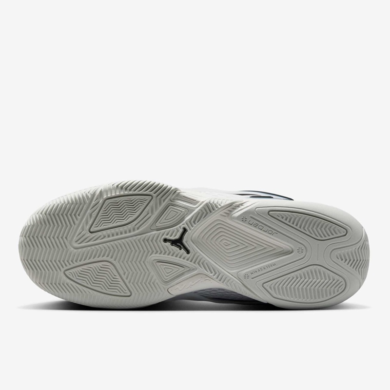 Jual Sepatu Basket Air Jordan Jordan Heir Series Pf White Original Fz2473-110 - hoopspoint.com