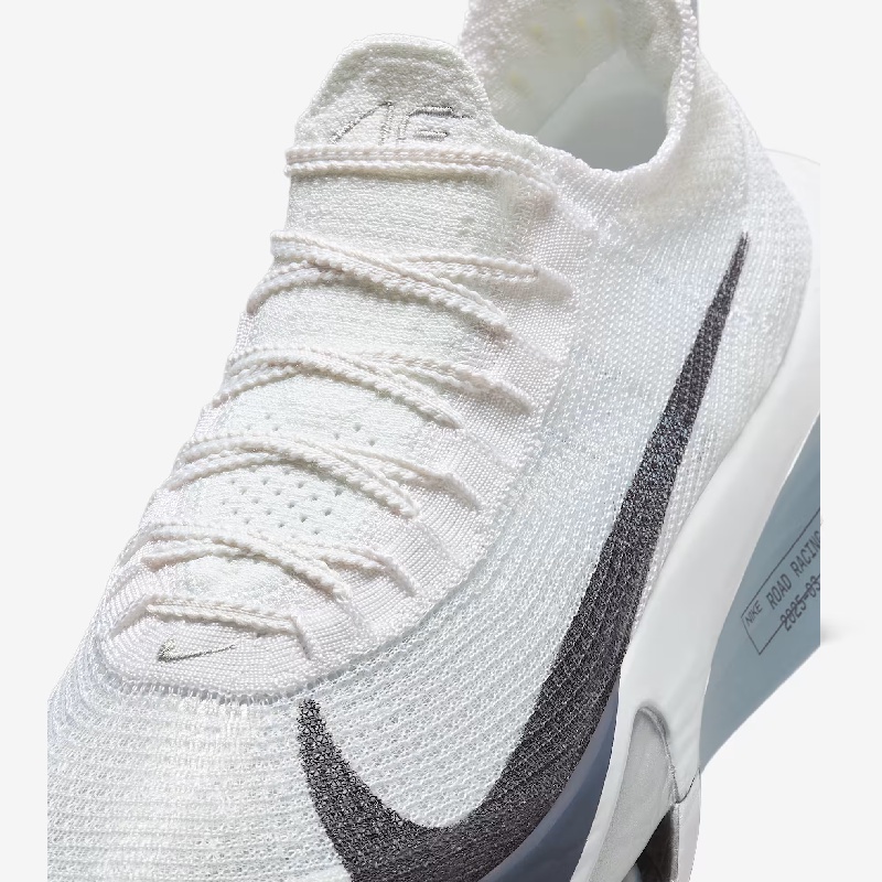 Jual Sepatu Lari Nike Alphafly 3 White Original Fd8311-101 - hoopspoint.com