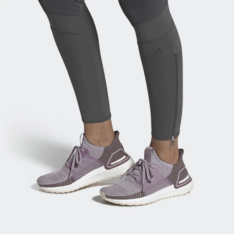Jual Sepatu Lari Wanita Adidas Wmns Ultraboost 19 Soft Vision Original G27490 - hoopspoint.com
