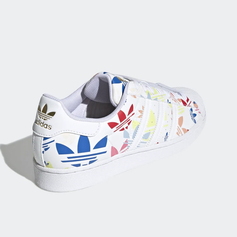 Jual Sepatu Sneakers Adidas Superstar Cloud White Original H00183 - hoopspoint.com