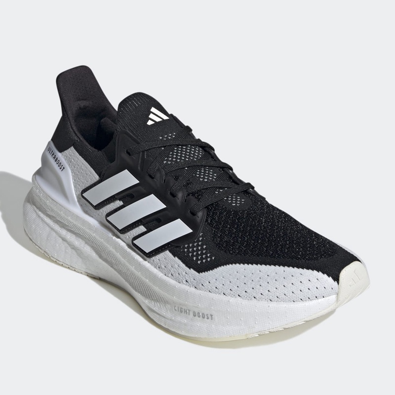 Jual Sepatu Lari Adidas Ultraboost 5 Black White Original If1480 - hoopspoint.com