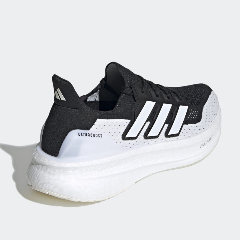 Jual Sepatu Lari Adidas Ultraboost 5 Black White Original If1480 - hoopspoint.com